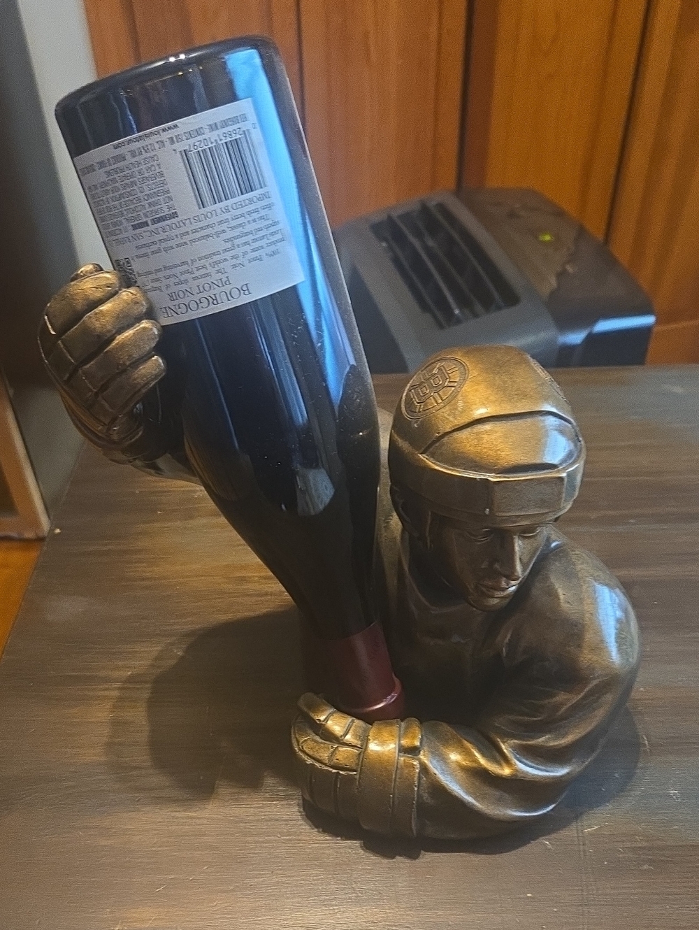 Boston BRUINS Bronze-tone Hockey Player Wine Bottle Holder